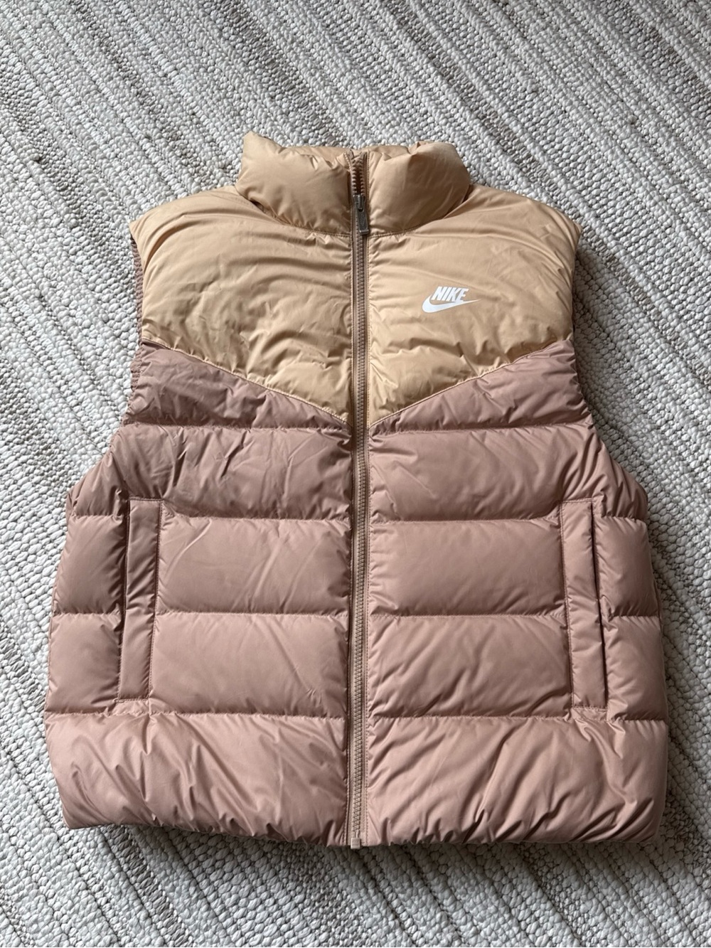 Nike Women's Hemp Therma-FIT Windrunner Down Vest (DQ6896-200) Size XS